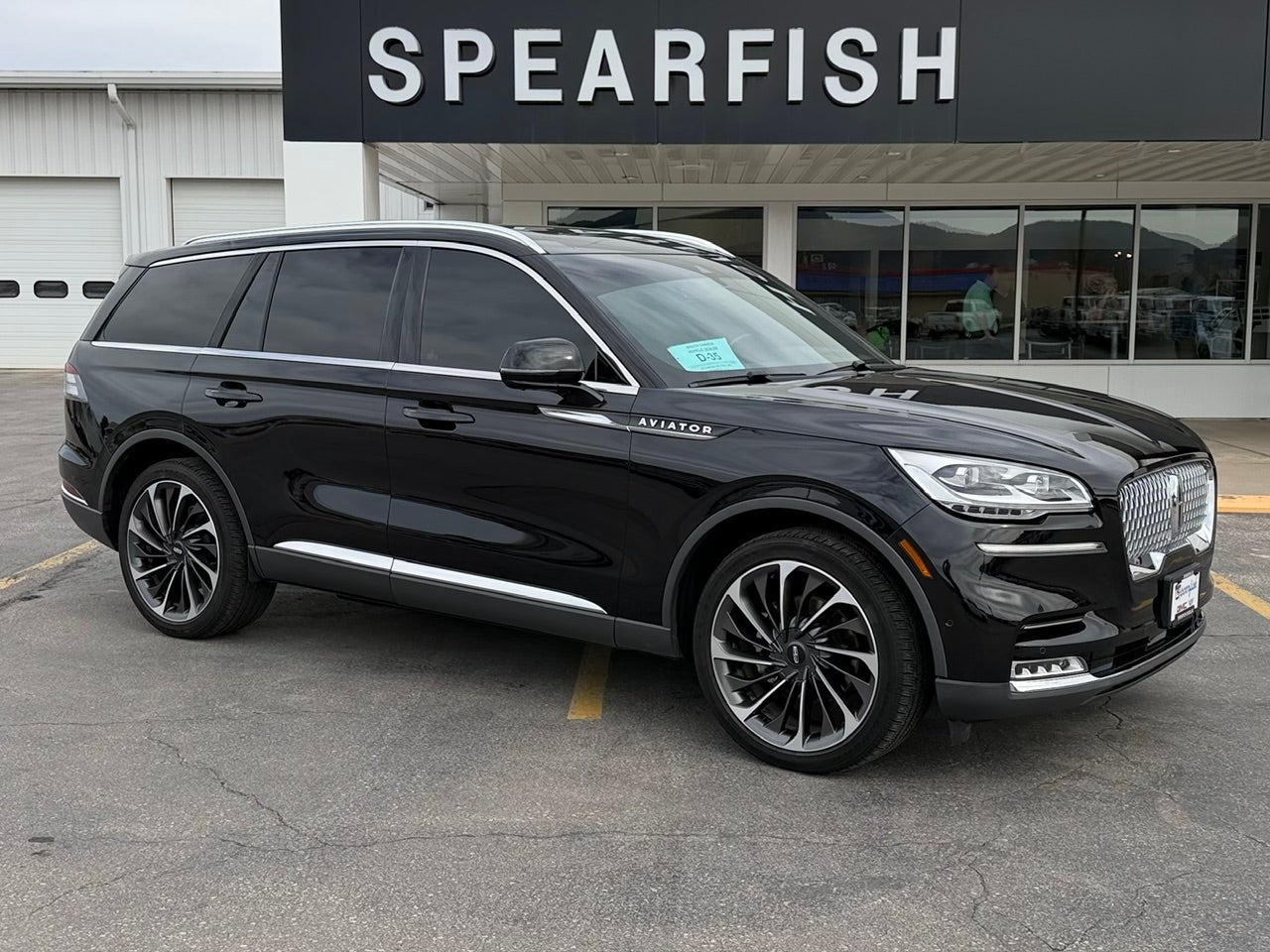 2020 Lincoln Aviator Reserve AWD in Black — front three-quarter view